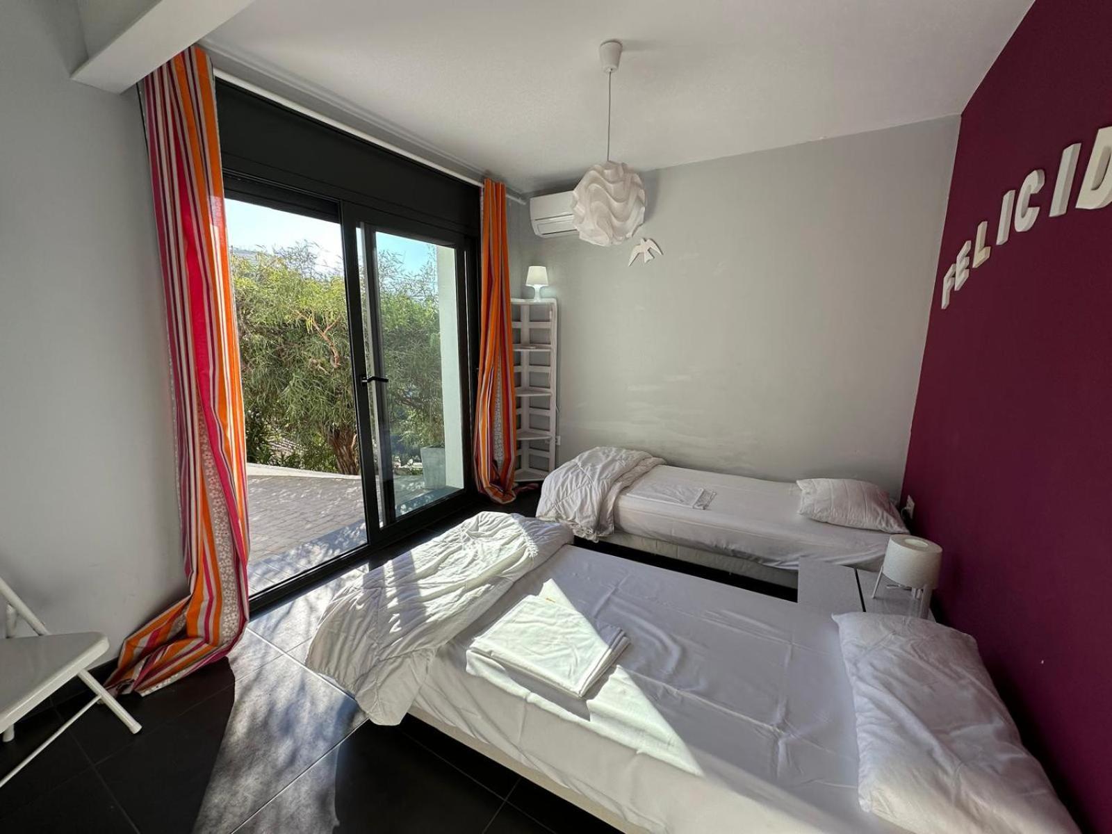 Eden Roc Av-22 Holiday home