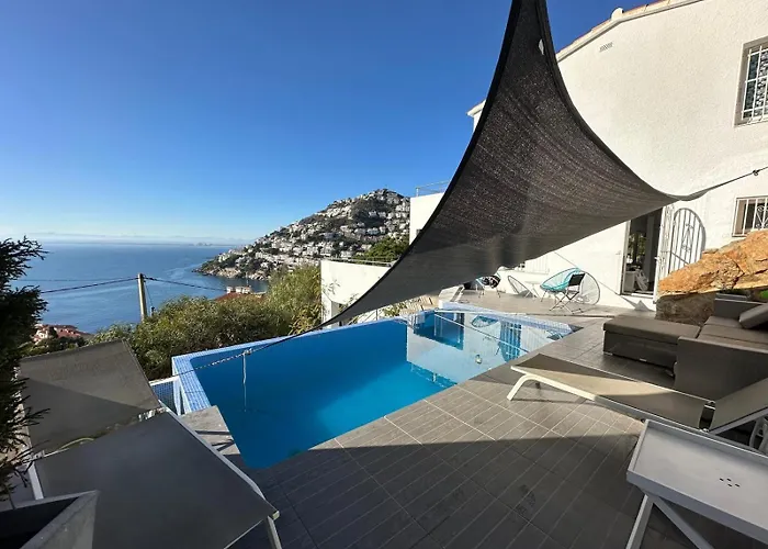 Villa Eden Roc Av-22